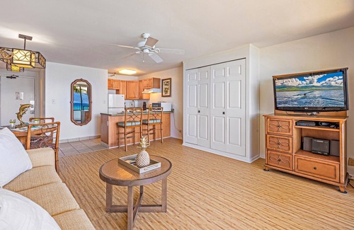 Kahana Condo | Valley Isle Resort #406 - Vacation West Maui