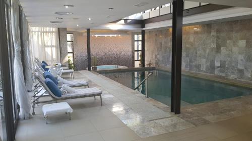 Magaliesberg Cabin | Valley Lodge & Spa