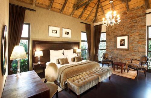 Magaliesberg Cabin | Valley Lodge & Spa