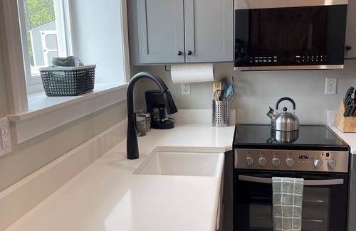 Arnot Hotel | Valley View Inn
