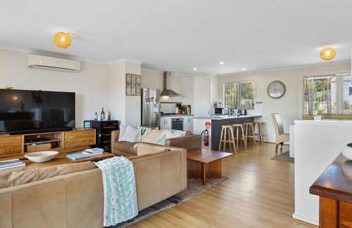 Second Valley House | Valley Views - 11 Woodgate Road
