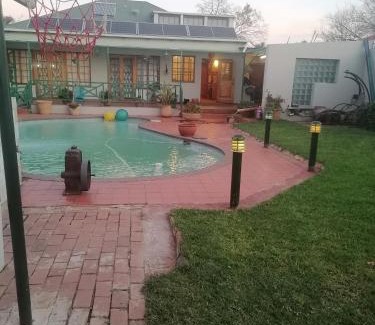 Bezuidenhout Valley House | Valleycenter guestlodge