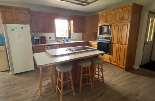 Miniota Other | Valleyview Farmhouse
