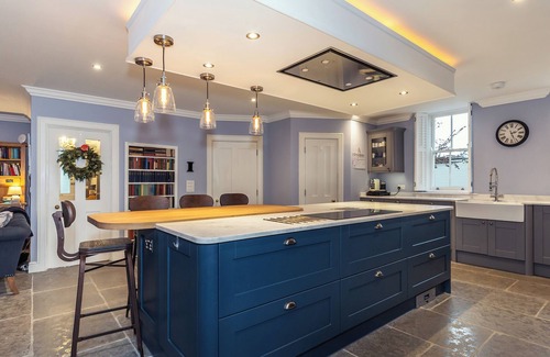Frome Cottage | Vallis Oak Villa