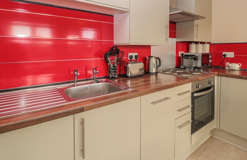 Twice Brewed Cottage | VALLUM KIOSK, pet friendly, character holiday cottage in Haltwhistle