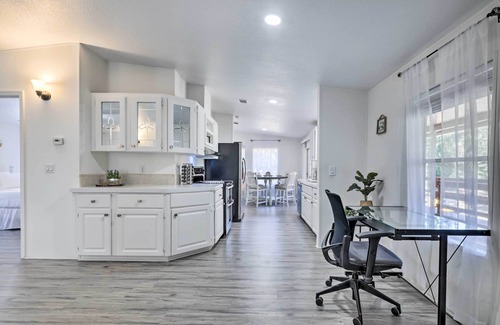 Valrico House | Valrico Retreat w/Fire Pit ~ 18 Mi to Tampa!