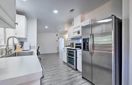 Valrico House | Valrico Retreat w/Fire Pit ~ 18 Mi to Tampa!