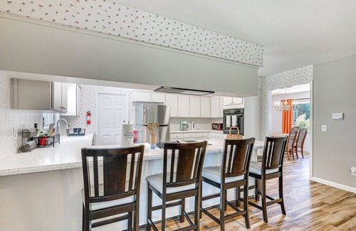 Valrico House | Valrico Vacation Rental ~ 10 Mi to Dinosaur World!