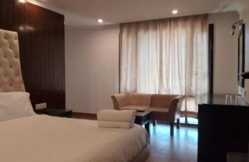 The Mall Road Hotel | Value and Spa by Decentstayz