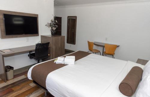 Bellflower Hotel | Value Inn Bellflower