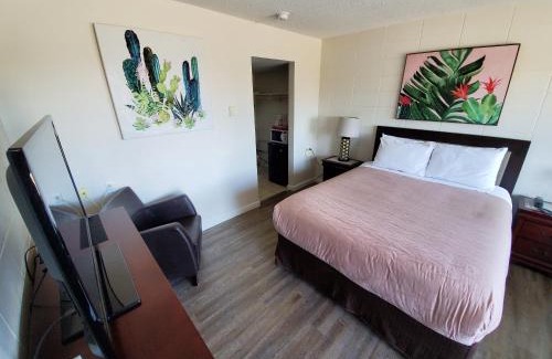 Regional District of Nanaimo Hotel | Value Lodge Motel
