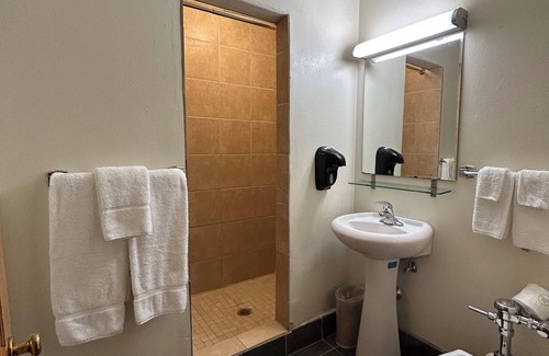 Madison Hotel | Valued Stay Mayflower