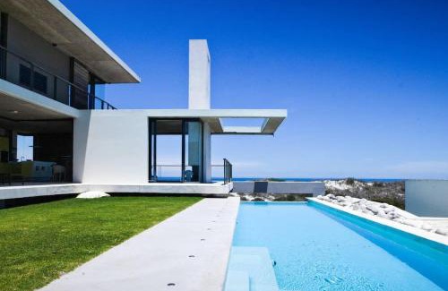 Yzerfontein Villa | VAME Beach Front Bungalow