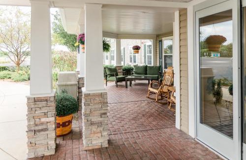 Shipshewana Hotel | Van Buren Hotel