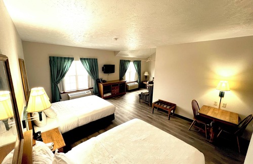 Shipshewana Hotel | Van Buren Hotel