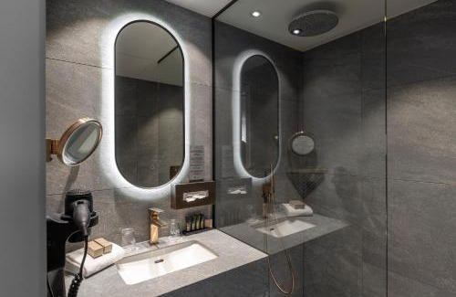 Waterloo Hotel | Van der Valk Waterloo