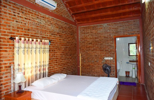 Gia Vien House | Van Long Family Homestay