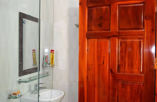 Gia Vien House | Van Long Family Homestay
