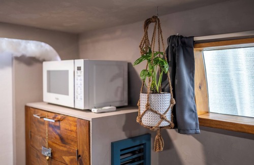 Las Carreras House | Van MicroHome under Mango Tree by the Beach!