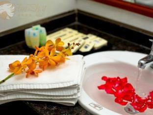 Ninh Kieu Hotel | Van Phat Riverside Hotel