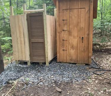 Hope House | Vana Kuti-cabin in the woods