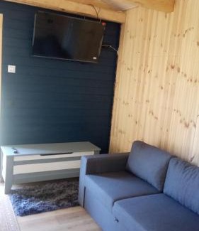 Suure-Jaani House | Vana Postimaja Accommodation