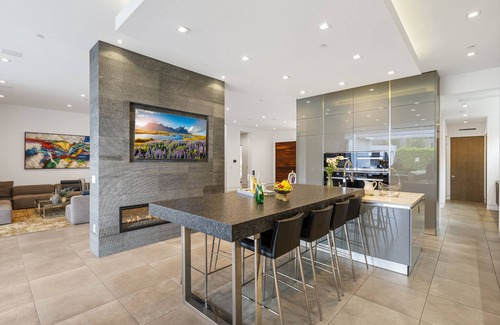 Tarzana House | Vanalden - Luxury Estate, Gated with Entertainer's Backyard
