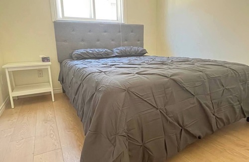Hastings House | vancouver cozy home 2br for 1-4 peoples 10mins to DT