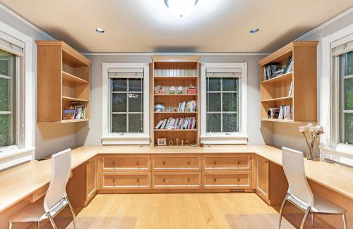 Kerrisdale Villa | Vancouver Golf Villa - Private Oasis