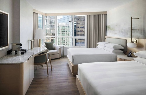 Coal Harbour Hotel | Vancouver Marriott Pinnacle Downtown