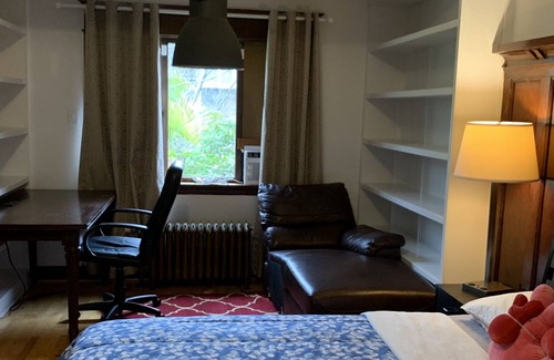 Mount Pleasant House | Vancouver west guesthouse