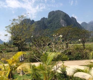 Vang Vieng Hotel | Vang Vieng Romantic Resort