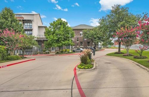 Downtown Fort Worth Apartment | Vanity 2 Bedroom Loft Downtown Ft Worth
