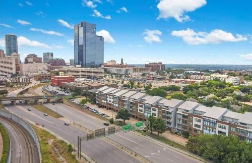 Downtown Fort Worth Apartment | Vanity 2 Bedroom Loft Downtown Ft Worth