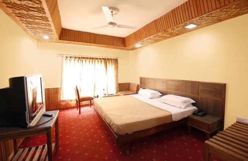 Patnitop Hotel | Vardaan Hotels - PatniTop