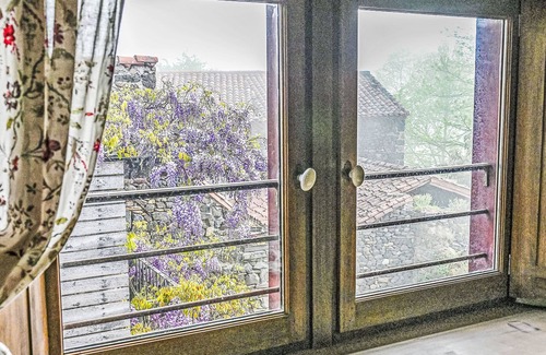 Blassac House | Varenne by Interhome