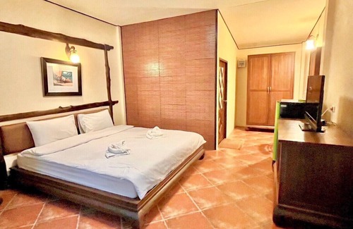 Suan Phueng Hotel | Varintorn Resort
