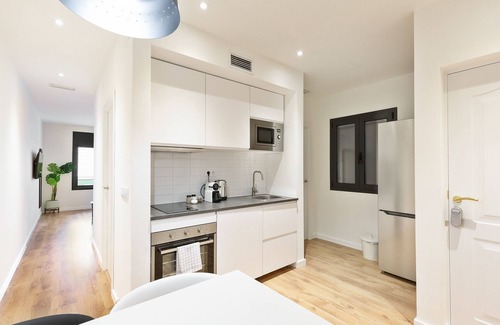 L'Hospitalet de Llobregat Apartment | VARIOS APTOS. BARCELONA/HOSPITALET DE LLOBREGAT, 3 pers/apto.