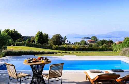Aktio-Vonitsa Villa | Varko - Hermes - Two Bedroom Villa, Sleeps 4