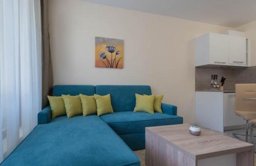 Varna Apartment | Varna South Bay Beach Residence