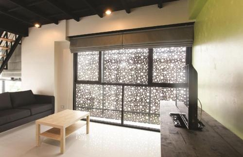 Nong Bon Apartment | Varrzon Residence Srinakarin 56