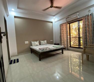 Varchi Ali Hotel | Vartak Wadi Smita Villa