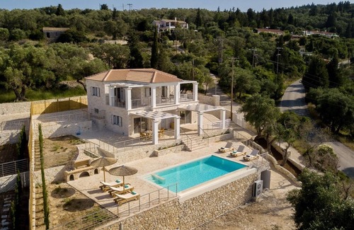 Paxos Villa | Vasiliki Villa 4 BR villa with pool and sea views