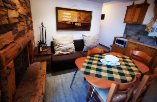 Kamari House | Vasilis Studios