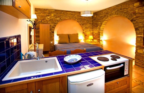 Kamari House | Vasilis Studios