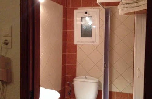 Kamari House | Vasilis Studios