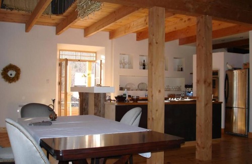Stoneham-et-Tewkesbury Cottage | Vast open post and beam cottage CITQ 294676