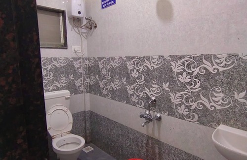 Akalkot Cabin | Vatavruksha Swamikrupa Residency
