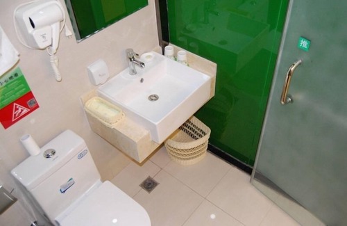 Taocheng District Hotel | Vatica Hengshui halixun Intl Peace Hospital Hotel