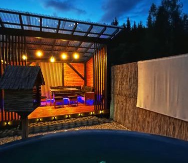 Neagra Sarului House | Vatra Muntilor